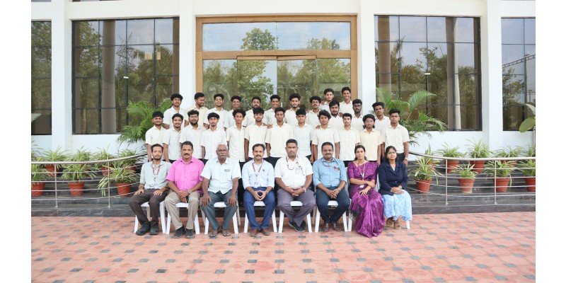 2026 Class Group Photo - Mechanical
